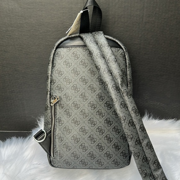 New GUESS Men’s Bag - Picture 7 of 13